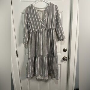 XiRENA Stripped Pattern Pleated Sundress Cuffed Sleeves Charcoal Mia Midi Dress